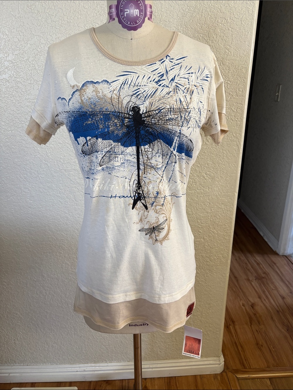 Women's Cream Short-Sleeve Dragonfly Graphic Tee